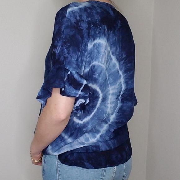 Lena-Tie Dye top - Picture 7 of 7